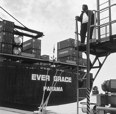 8-LONGSHOREMAN